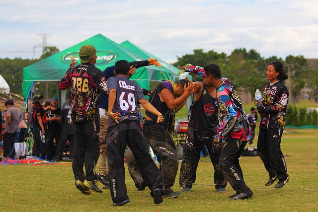 现出令人瞩 现出令人瞩